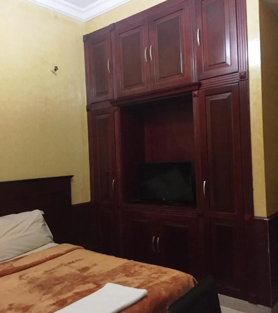 Al Amana Hotel Dubai 0*,